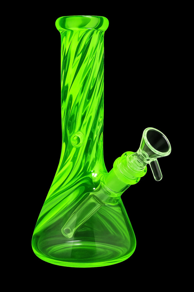Valiant Twisted Beaker Water Pipe - 8 in.