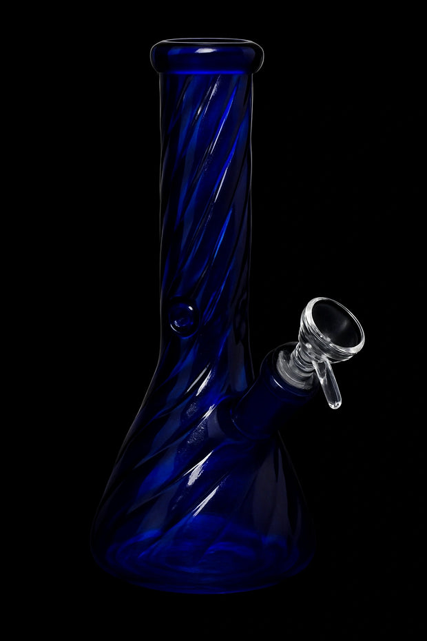 Valiant Twisted Beaker Water Pipe - 8 in.