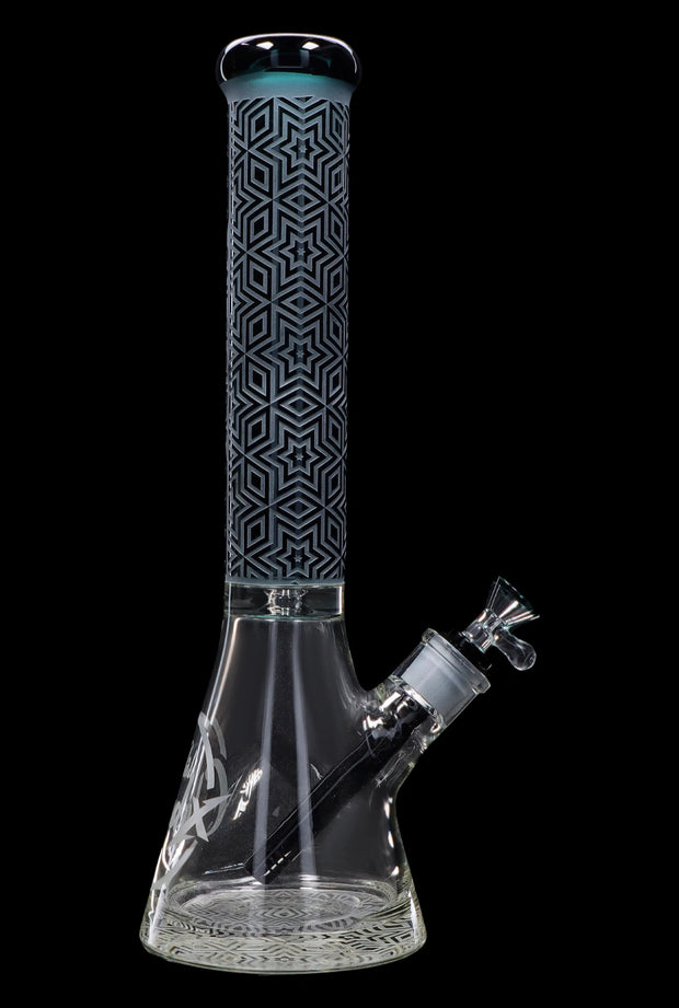 Cloud Cali X 15-inch Engraved Thick Base Beaker Water Pipe